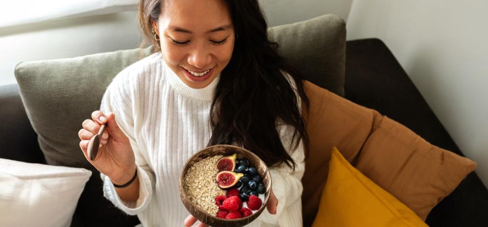 mom eating healthy meal 